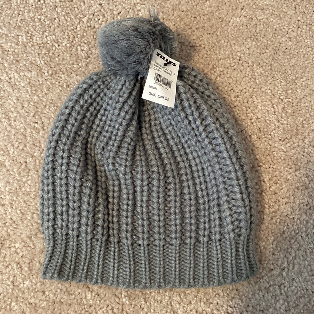 Tillys grey beanie